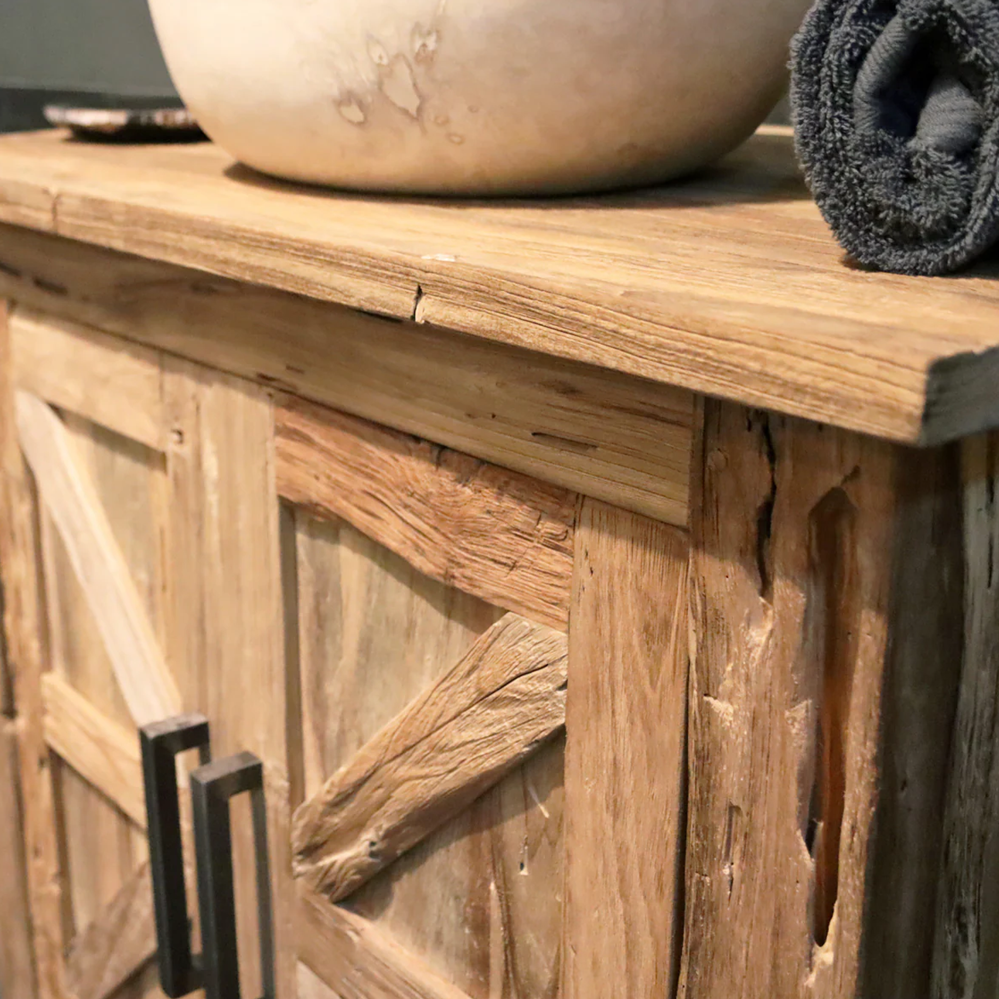 Rustic Reclaimed Wood Bathroom Vanity SINLBRV014